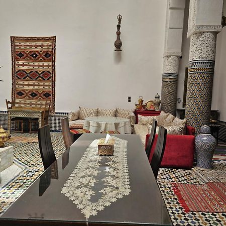 Riad Lalla Zoubida Fez Esterno foto