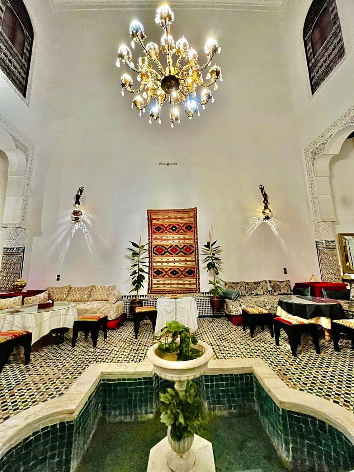 Riad Lalla Zoubida Fez Esterno foto