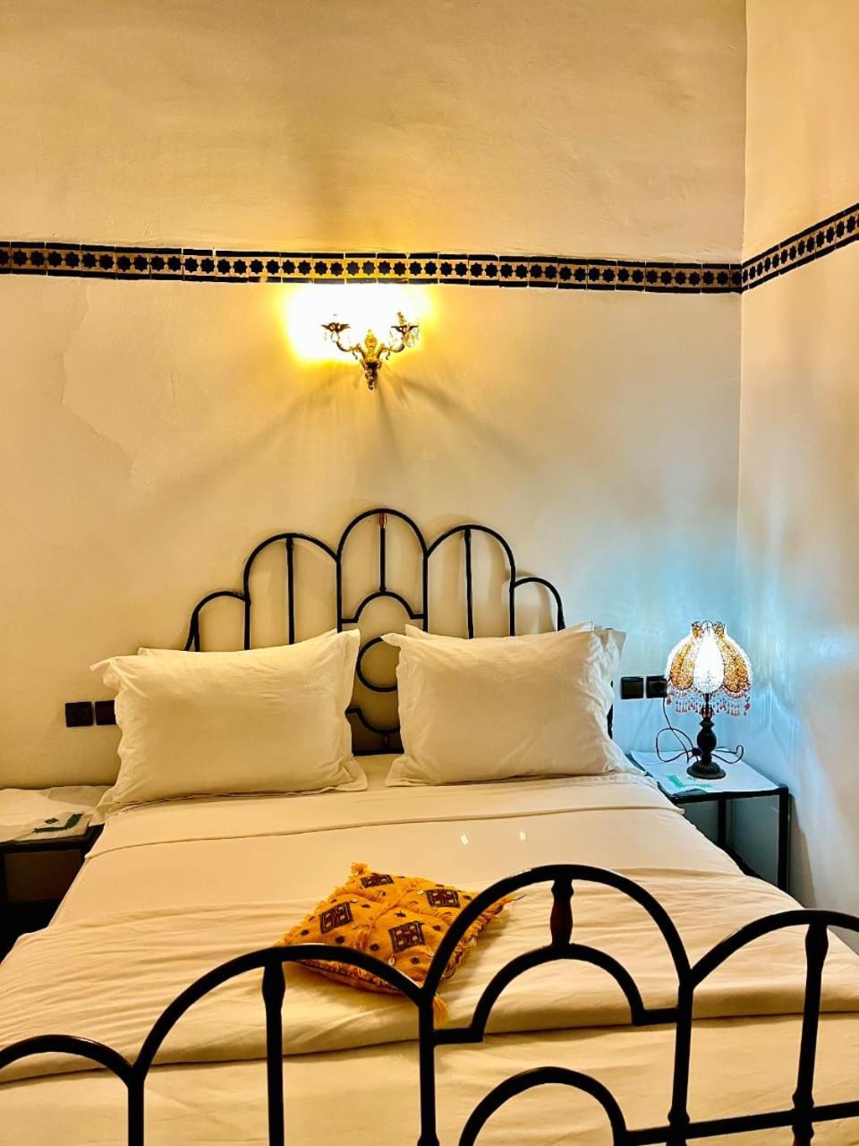 Riad Lalla Zoubida Fez Esterno foto