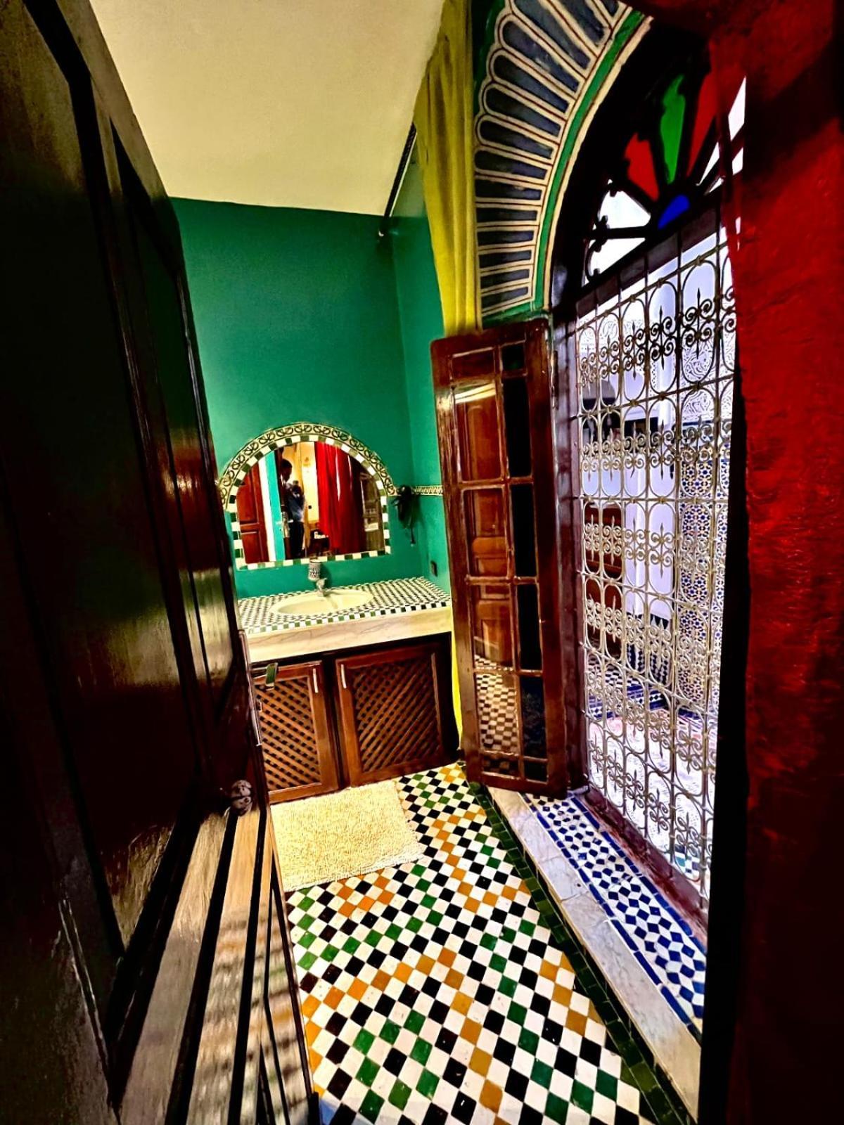 Riad Lalla Zoubida Fez Esterno foto
