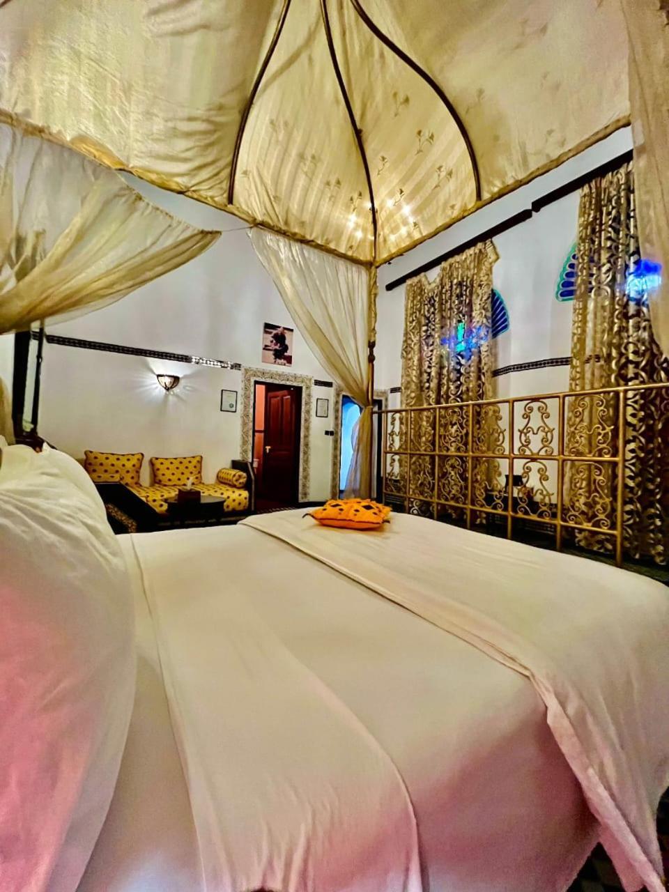 Riad Lalla Zoubida Fez Esterno foto