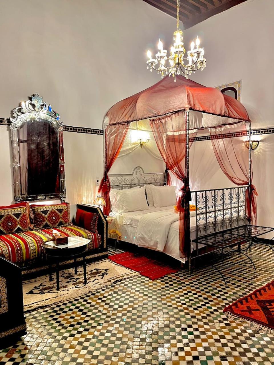 Riad Lalla Zoubida Fez Esterno foto